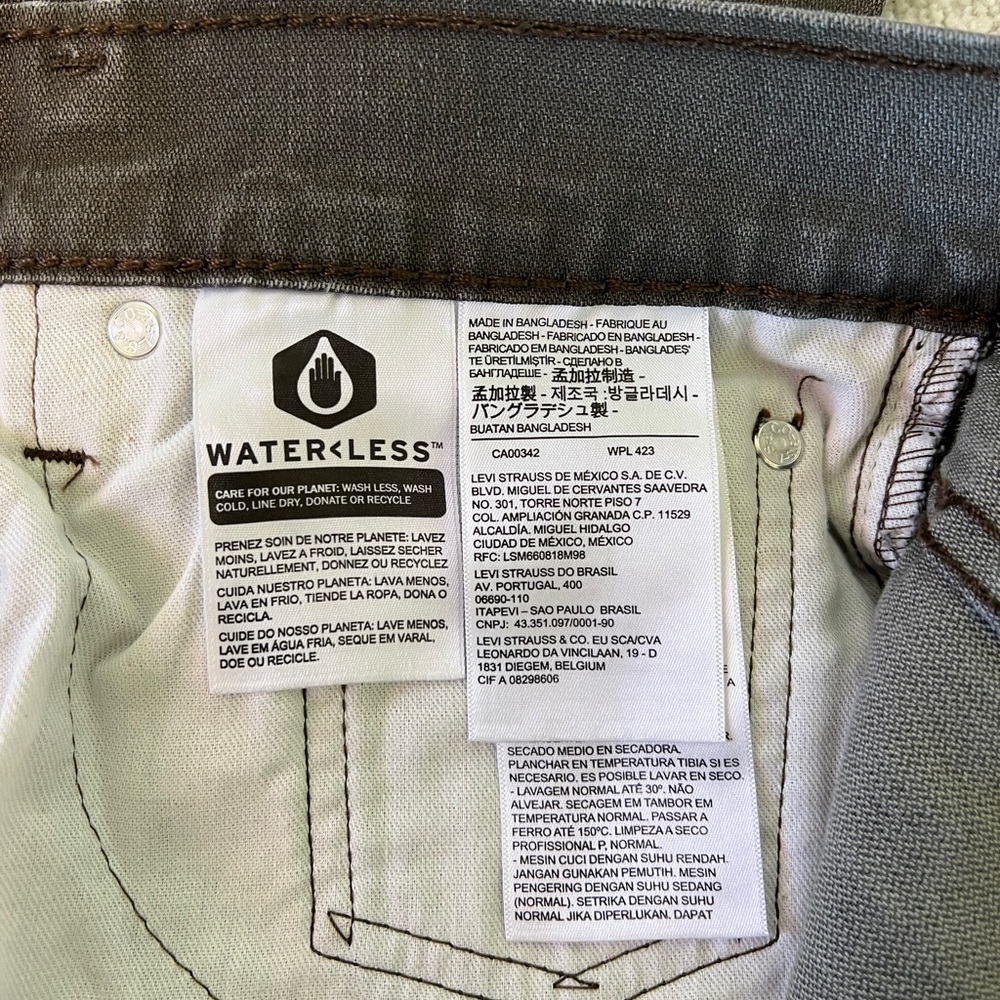 Levi’s Men’s 511 32x32 Denim Jean - Picture 2 of 4
